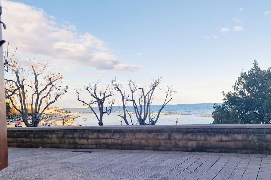 Seaside Refuge - Always Holiday Apartment Bari Bagian luar foto