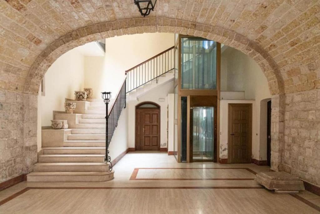 Seaside Refuge - Always Holiday Apartment Bari Bagian luar foto