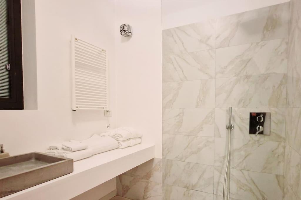 Seaside Refuge - Always Holiday Apartment Bari Bagian luar foto